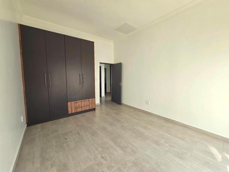 3 Bedroom Property for Sale in Britannia Bay Western Cape